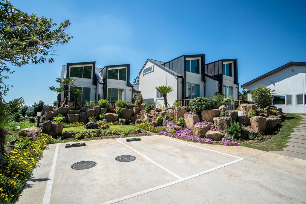 Jeju 542 Pension Seogwipo Rom bilde