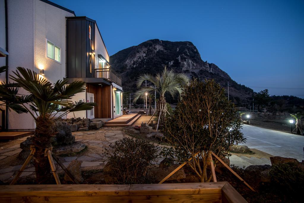 Jeju 542 Pension Seogwipo Rom bilde