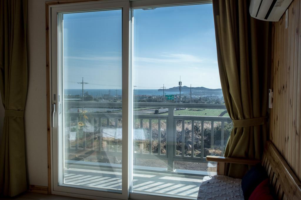 Jeju 542 Pension Seogwipo Rom bilde